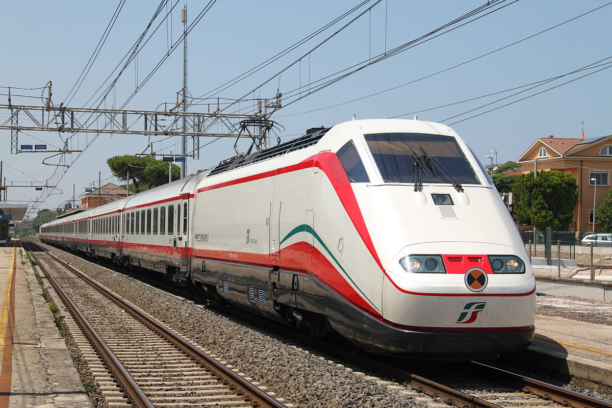 Alta Velocità: Il Frecciabianca Ferma A Battipaglia