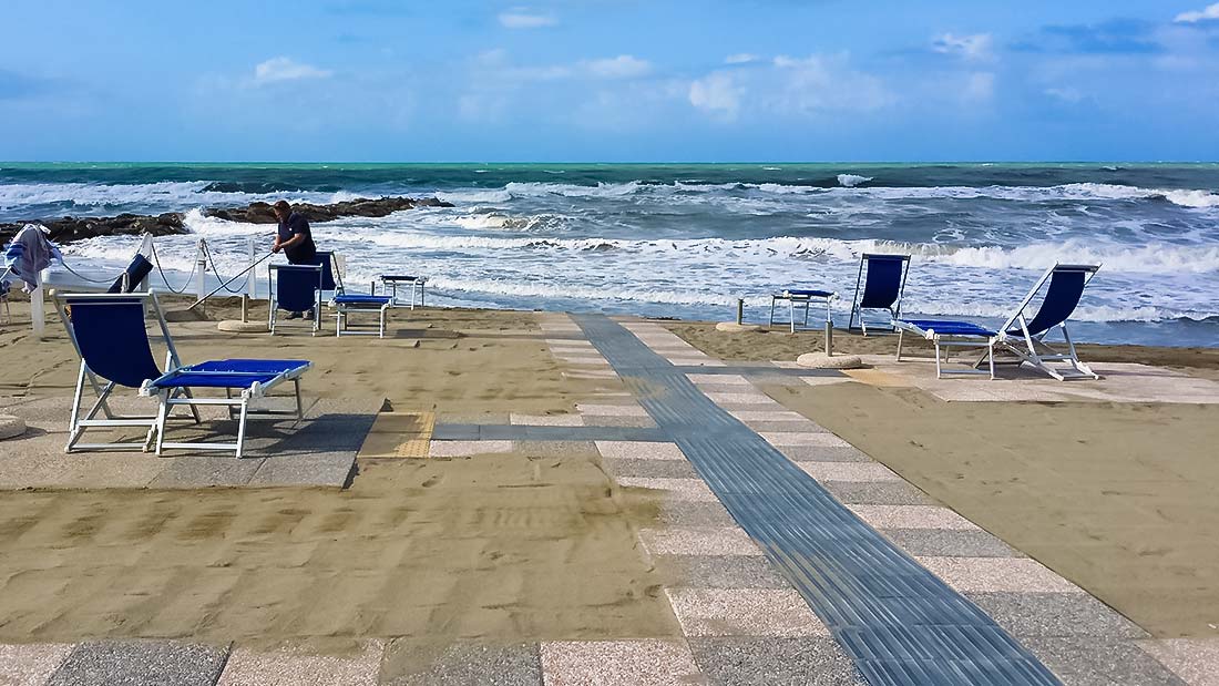 Accessi In Spiaggia Per Disabili: La Consulta Firma Il Protocollo