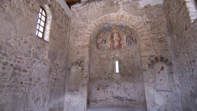 Chiesa Di Sant'Ambrogio Alla Rienna, Interno