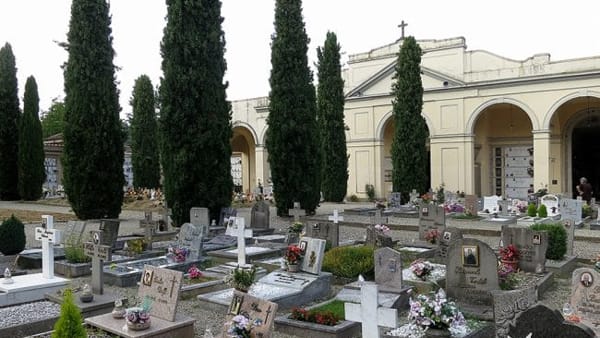 CIMITERO 4